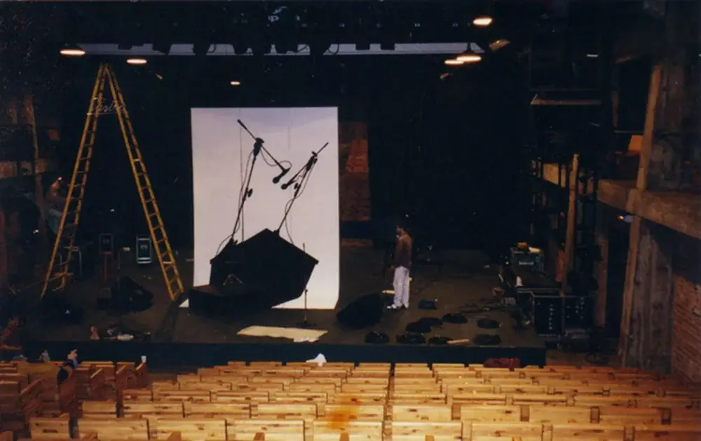 Cenário para Péricles Cavalcanti, 1995 — Espetáculo Péricles Cavalcanti em “Sobre as Ondas”
