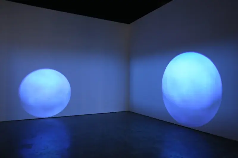 Lunar, 2002 — Vídeo digital