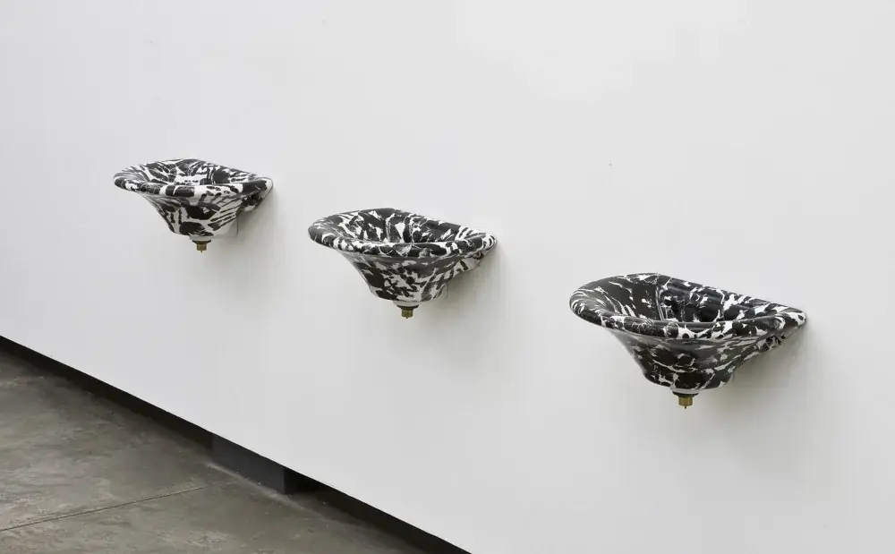 Mea Culpa, 2007 — Porcelana Sobrevidrada