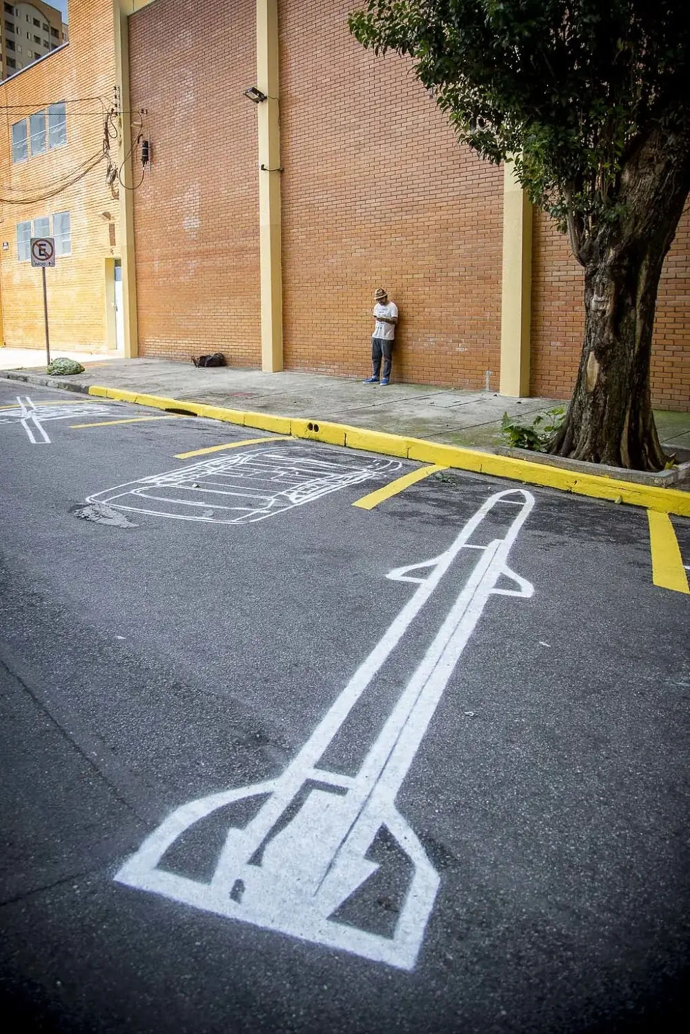 Phantasmata – São Paulo, 2015 — Pintura sobre asfalto