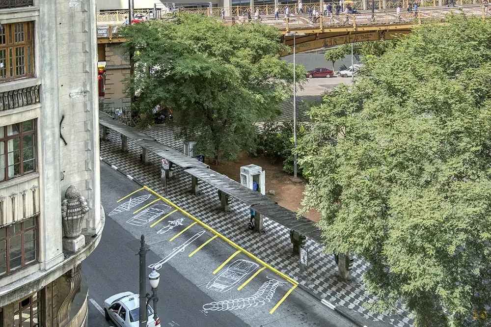 Phantasmata – São Paulo, 2015 — Pintura sobre asfalto
