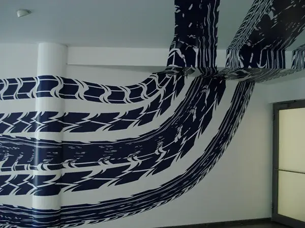 Wrap (Expanded), 2011 — Vinil adesivo